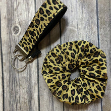 Load image into Gallery viewer, Cheetah Print Fabric Scrunchie/Hair Tie