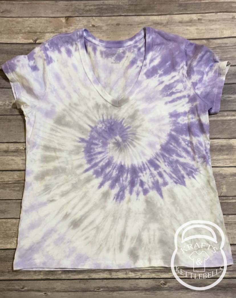 Purple. Grey, and White Spiral Tie Dye V-Neck T-shirt Size L